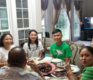 Cộng đồng người Việt chào đón các bạn du học sinh